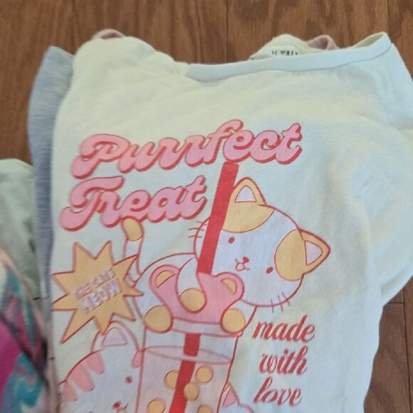 Assorted Kids Graphic T-Shirts - Picture 15 of 17